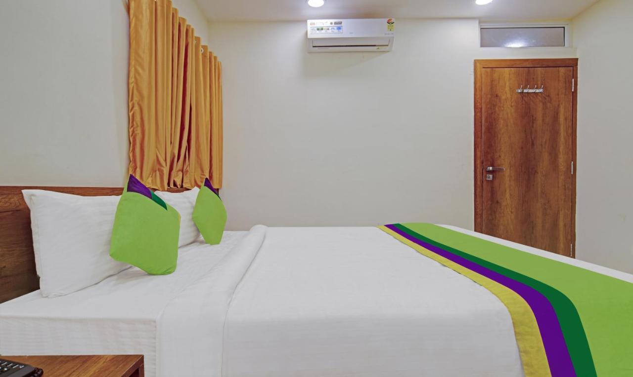 Treebo Royal Empire Indore Exterior photo