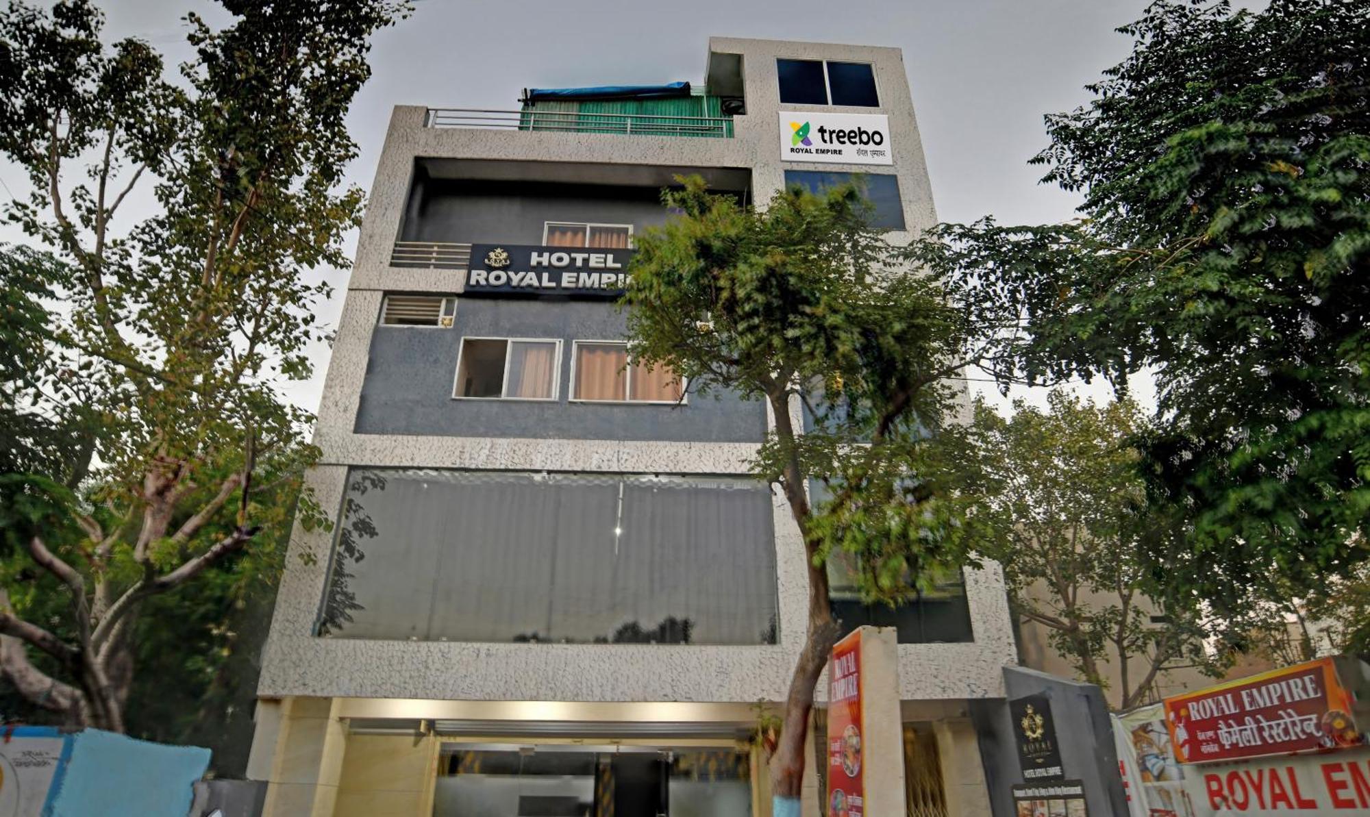 Treebo Royal Empire Indore Exterior photo